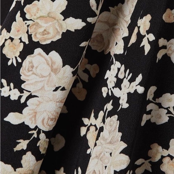 NWT LoveShackFancy Juree Floral Silk V-Neck Mini Dress in Almond Cookie Size 2 - Picture 3 of 7